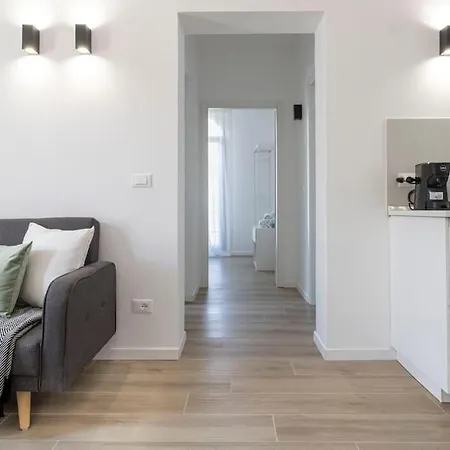 2Venezia Apartment Mestre Esterno foto